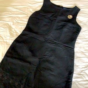 Karen Scott size 12 Linen Embroidered Dress. EUC